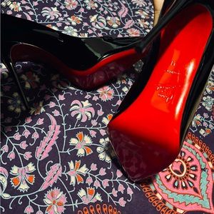 Christian Louboutin Black Patent Kate 100 Pumps